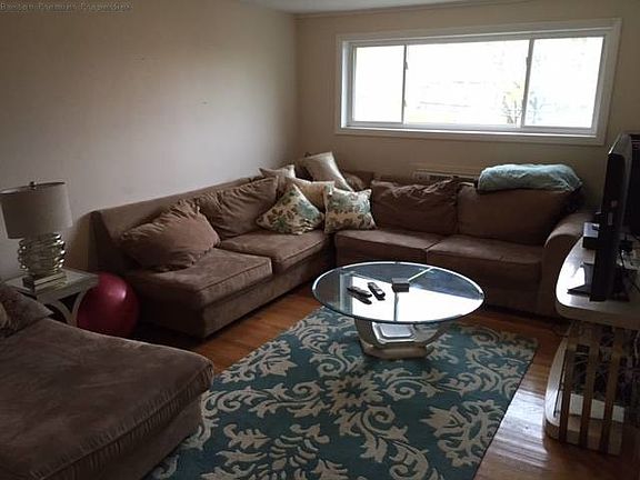 3rd image of 67 Montclair Ave Unit 3
