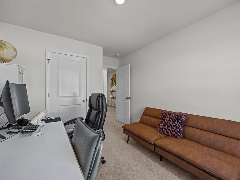 1328 S Wilshire Ct — Photo 31