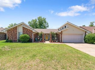 11801 Shasta Ln, Oklahoma City, OK 73162