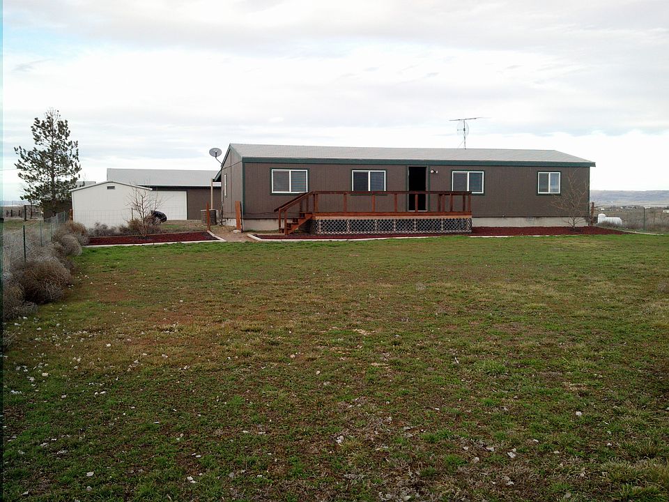 Front Yard Looking In