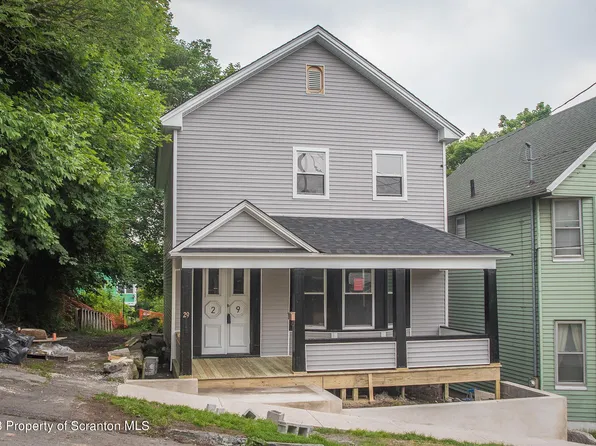 29 Maple Ave, Carbondale, PA 18407