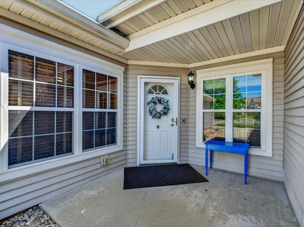 72 Northlight Way, Fitchburg, WI 53711