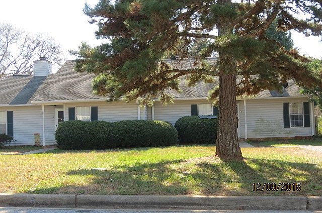 2nd image of 6A Pointer Ln