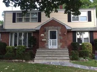 27 Bedford Rd, Dumont, NJ 07628