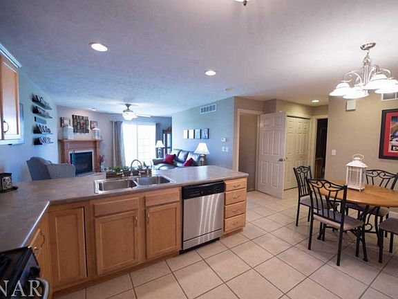 4th image of 1828 Park West Dr