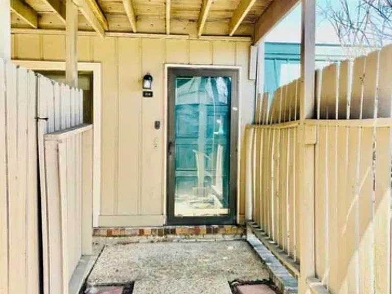 2225 Golf Rd SW #214 — Photo 1