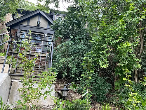 25 Halford Ave Photo 1