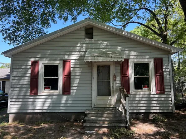104 Gertrude St, Gaffney, SC 29340