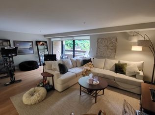 1111-1113 Beacon St UNIT 28F, Brookline, MA 02446
