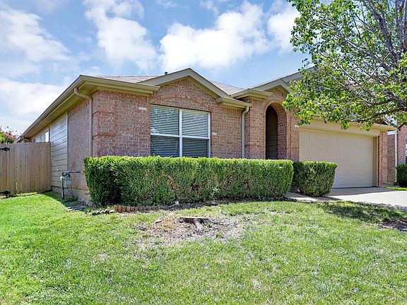 3rd image of 8316 Horse Whisper Ln