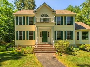 14 Lane Ten Acres Rd, Merrimac, MA 01860