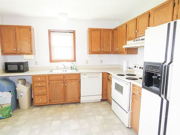 2nd image of 7822 E Cree Lake Dr S