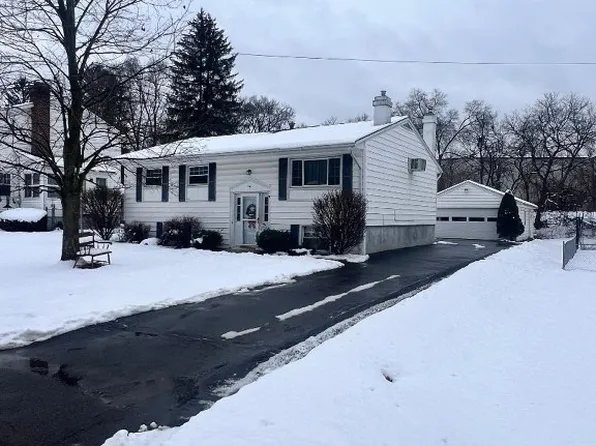 26 Highland Rd, Binghamton, NY 13901