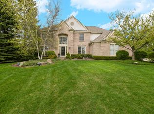 4949 Lexington Ct, Rochester, MI 48306