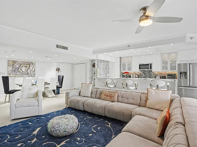 300 Three Islands Blvd #Penthouse 3A — Photo 30