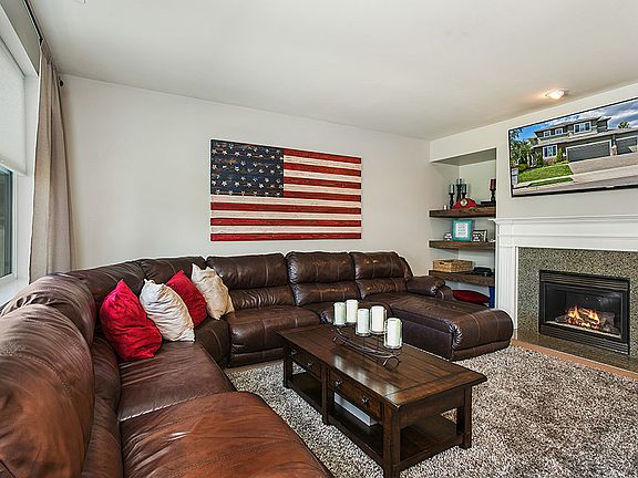 3rd image of 7101 286th St NW