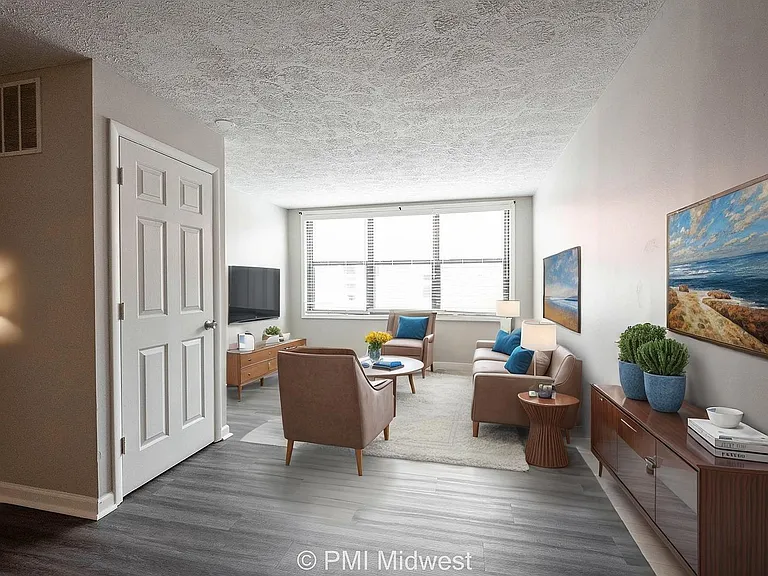 3736 N Meridian St — Photo 29