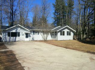 4702 17th Rd, Escanaba, MI 49829