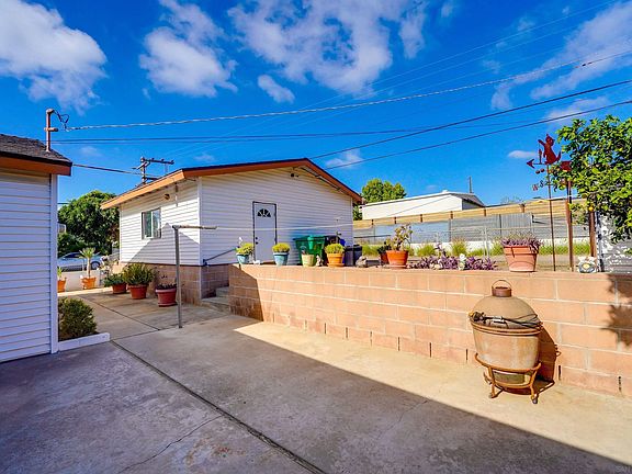 5th image of 3911 Hiawatha Way