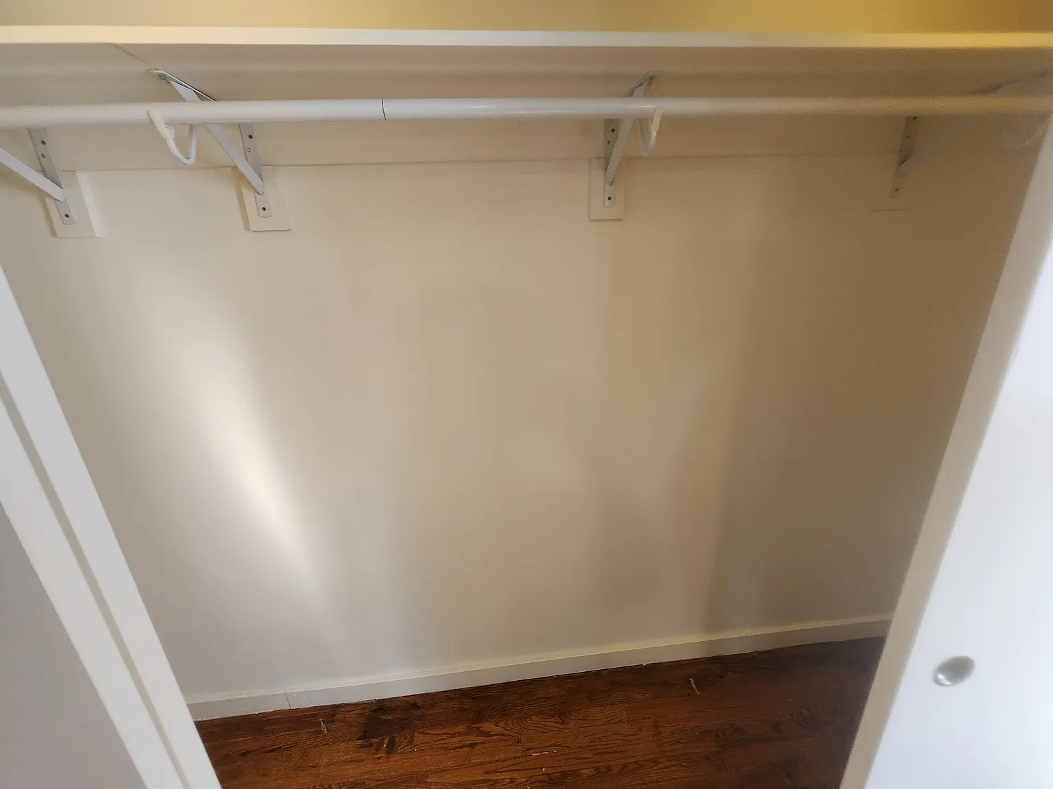 2 bed, 1362 sqft, $4,195 — Photo 3
