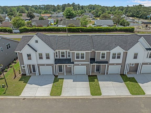 5th image of 319 Sandridgebury Dr #71