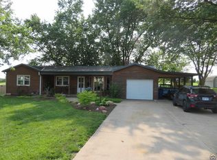 307 Westview Rd, Mc Louth, KS 66054