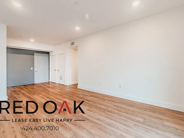 5727 La Mirada Ave #309 — Photo 13