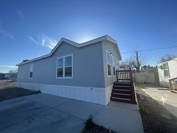 3rd image of 3642 Boulder Hwy #291