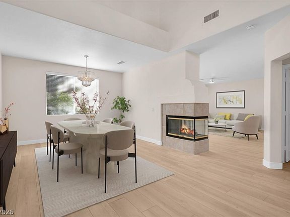 3rd image of 325 Autumn Palace Ct