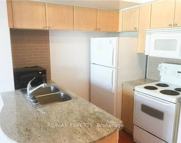 763 Bay St #2914 — Photo 12