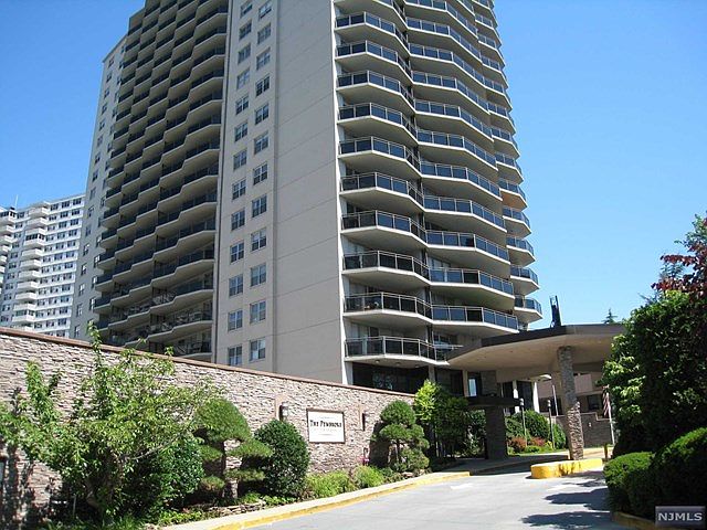 1st image of 2077 Center Ave APT 12K
