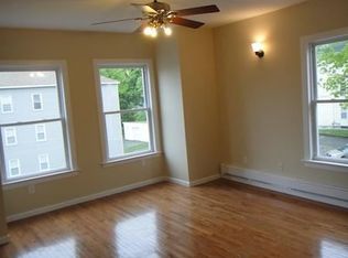 36 Lewis St #3, Worcester, MA 01610