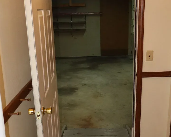 202 Arbour Dr — Photo 48