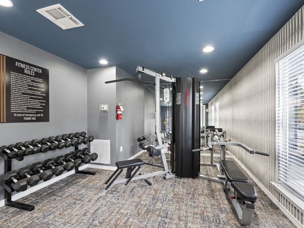 2020 Plantation Dr APT 1102