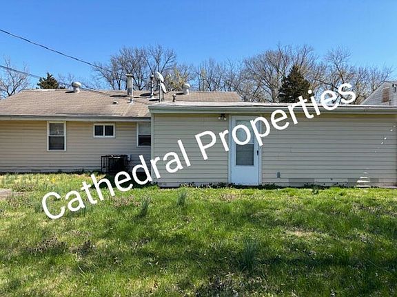 2nd image of 5555 Winchelsea Dr