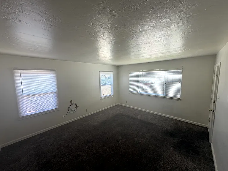 1219 Claremont St — Photo 3