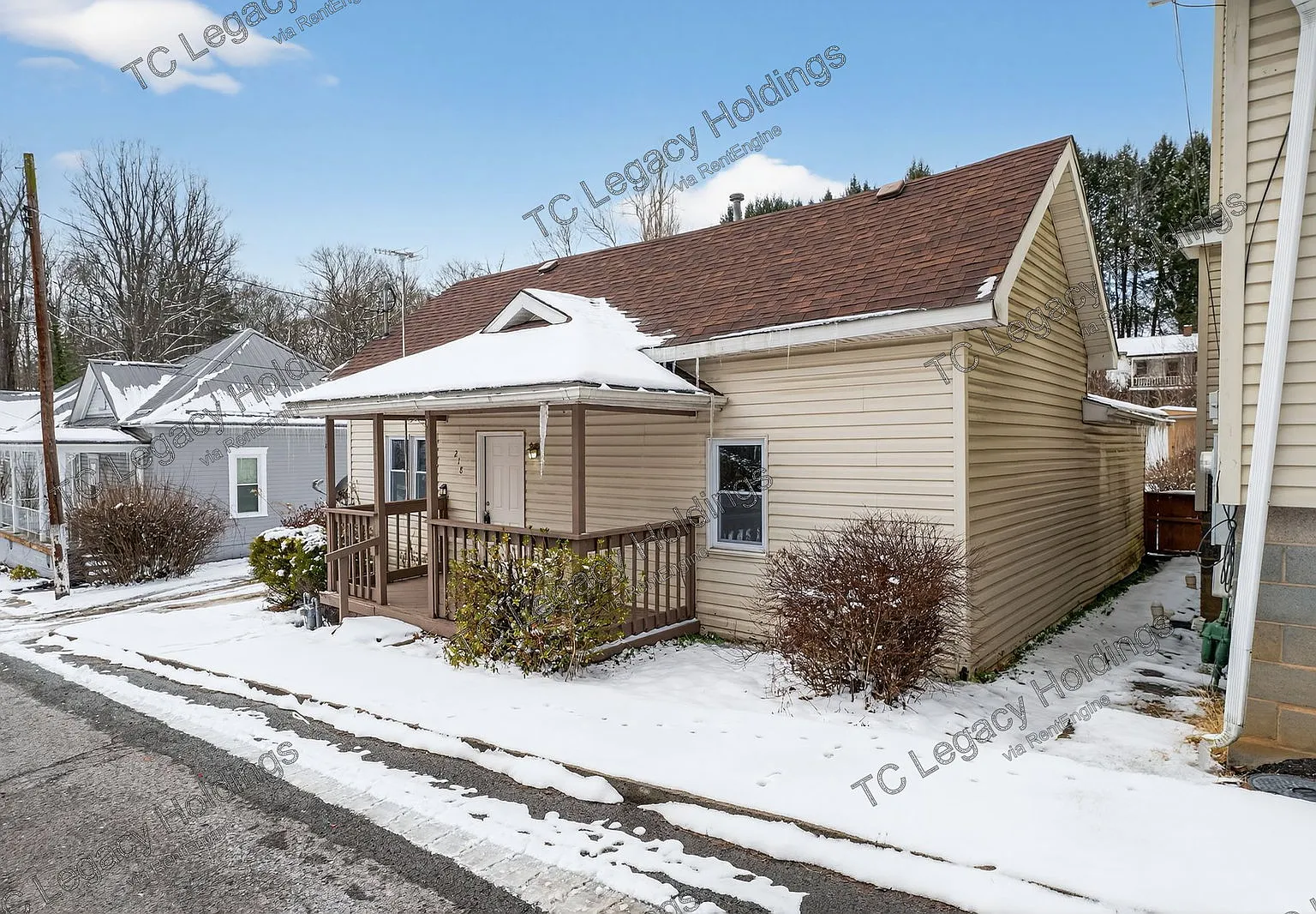 3 bed, 1.5 bath, 1088 sqft, $1,150 — Photo 3
