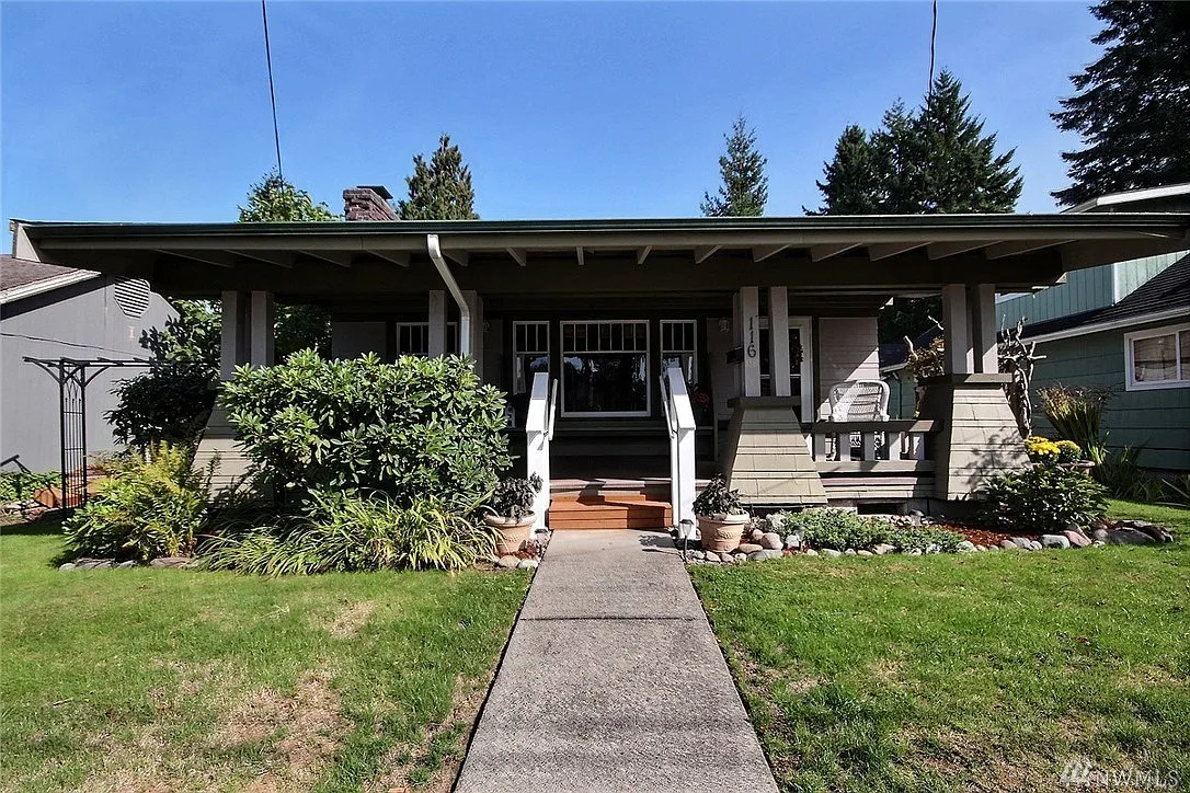 116 K St SE photo 1