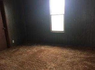 202 Prairie St, Zeigler, IL 62999