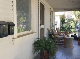 542 E E St, Ontario, CA 91764