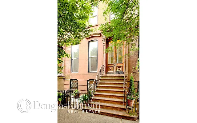 Rented by Douglas Elliman | media 7