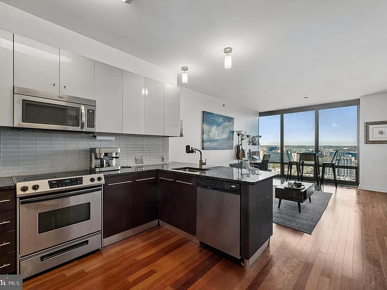 2101 Market St #2308 — Photo 2