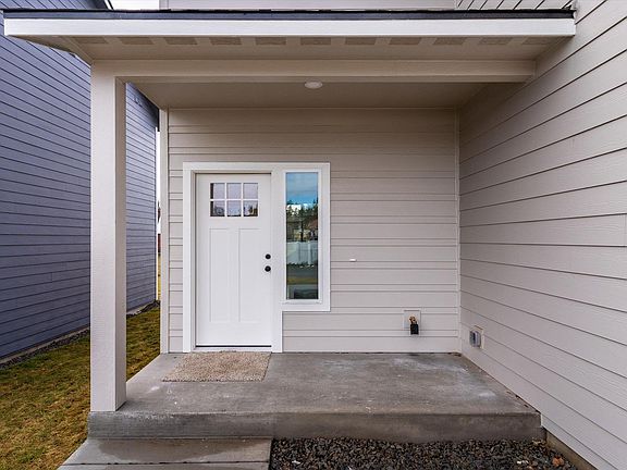 3rd image of 4515 N Shiva Ln
