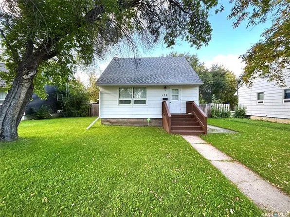 150 24th STREET E, Prince Albert, SK S6V 1R5