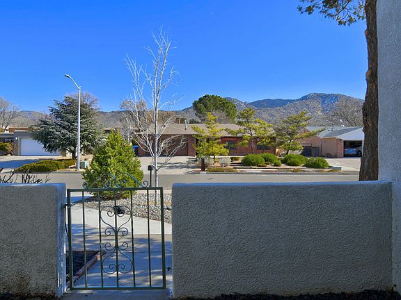 3rd image of 4013 Shenandoah Pl NE #4013