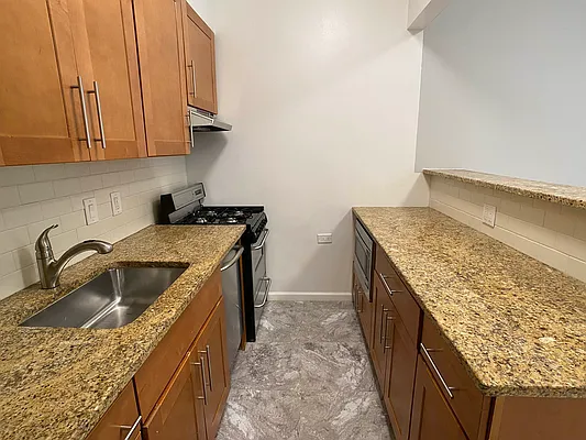 Rented by Tourma Realty LLC | media 19