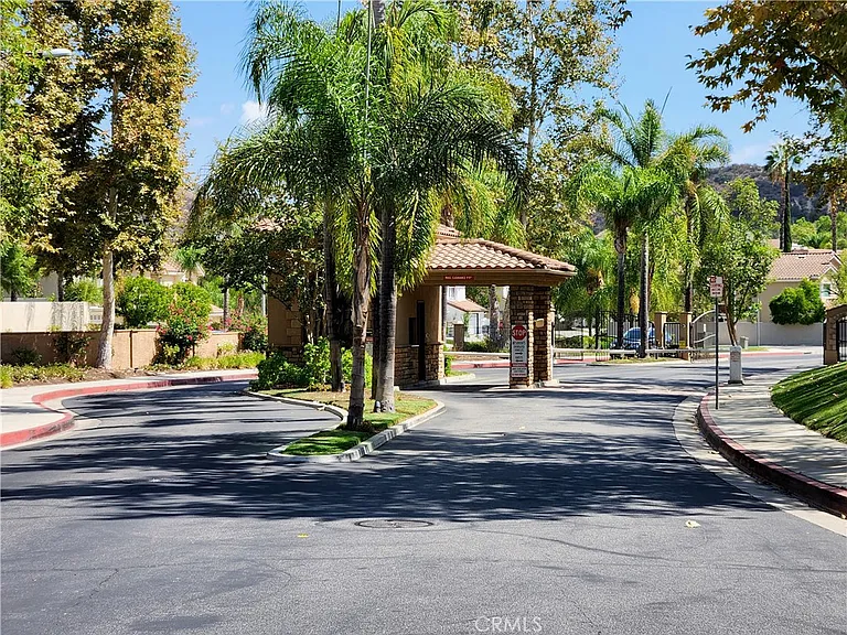 24718 Calle Serranona — Photo 24