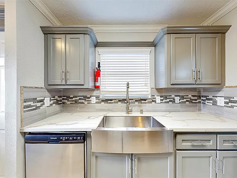 7825 Cook Rd — Photo 5