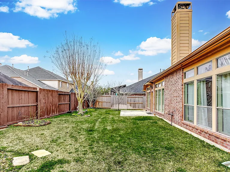 27923 Silverstream Ct — Photo 36