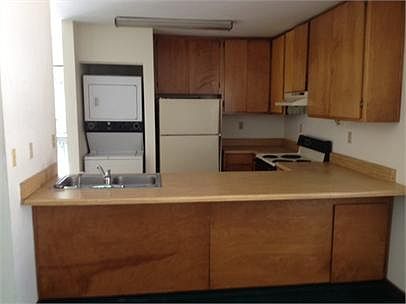 3rd image of 1410 Charlotte St APT C